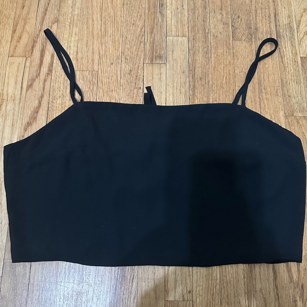 BRAND NEW W/O TAGS- Victoria’s Secret cropped tie back top